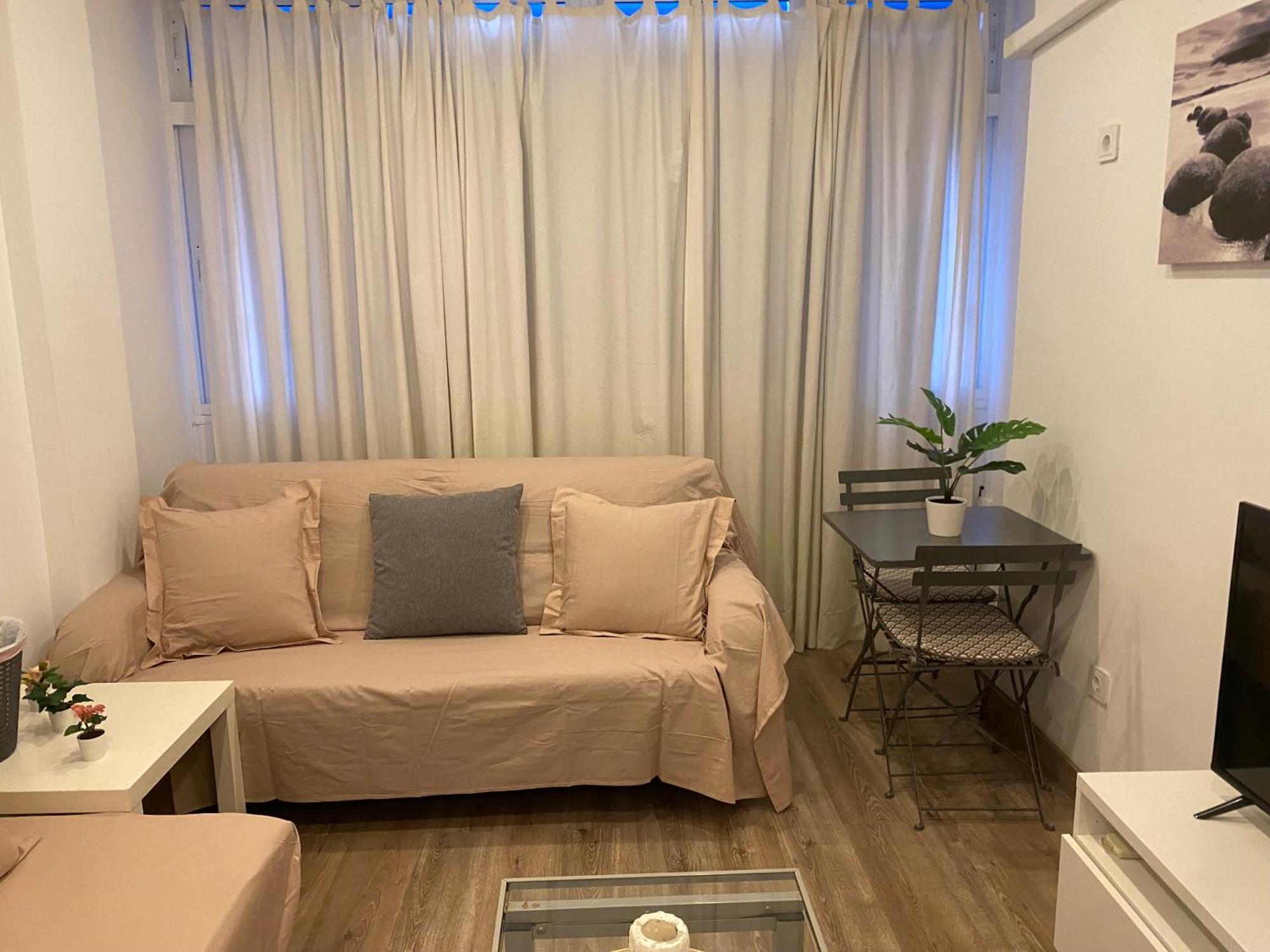 Piso Vacaciones En Familia O Amigos Apartment Malaga Ngoại thất bức ảnh