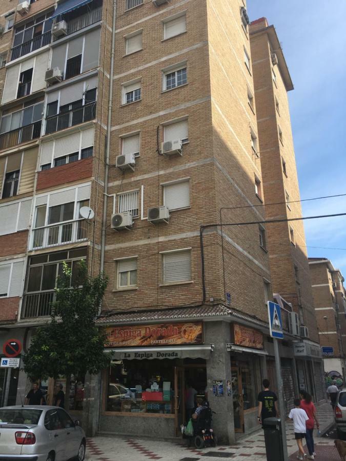 Piso Vacaciones En Familia O Amigos Apartment Malaga Ngoại thất bức ảnh