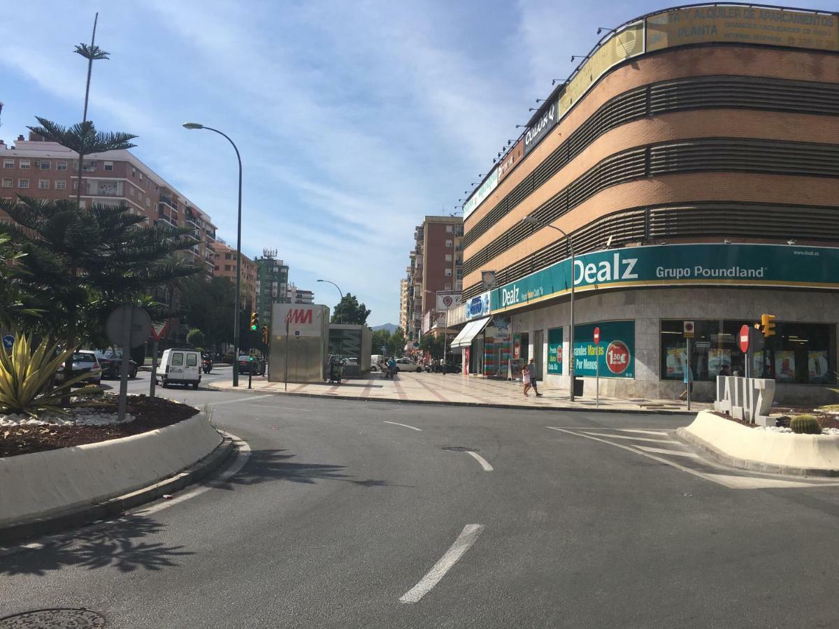 Piso Vacaciones En Familia O Amigos Apartment Malaga Ngoại thất bức ảnh