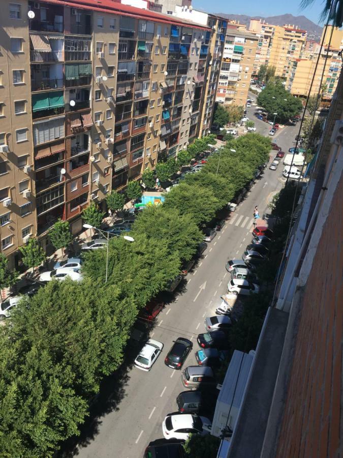 Piso Vacaciones En Familia O Amigos Apartment Malaga Ngoại thất bức ảnh